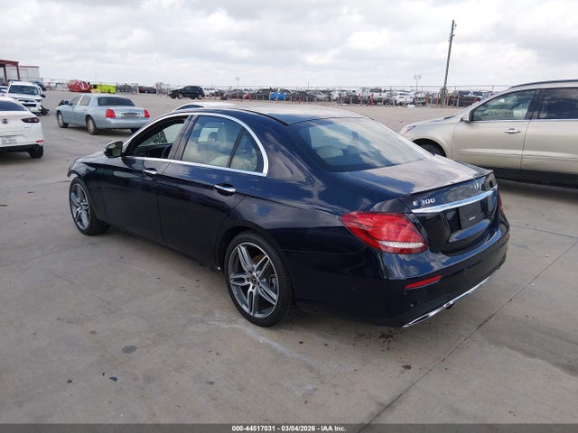 2019 Mercedes-benz E 300 მანქანა იყიდება აუქციონზე, vin: WDDZF4JB8KA587709, აუქციონის ნომერი: 44517031