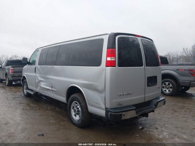 44517057 :رقم المزاد ، 1GJZ7PFPXN1204802 vin ، 2022 Gmc Savana Passenger Rwd 3500 Extended Wheelbase Lt مزاد بيع