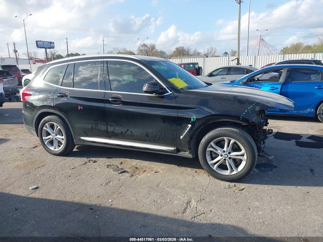 44517061 :رقم المزاد ، 5UXTR7C5XKLF37402 vin ، 2019 Bmw X3 Sdrive30i مزاد بيع