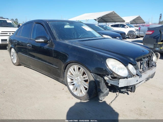 2007 MERCEDES-BENZ E 550 WDBUF72XX7B073599
