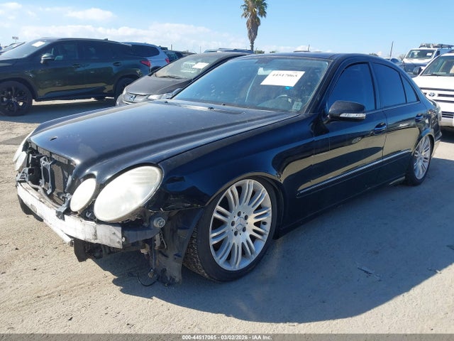 2007 MERCEDES-BENZ E 550 WDBUF72XX7B073599 Photo 1