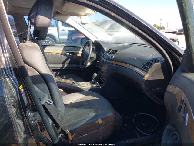 2007 MERCEDES-BENZ E 550 WDBUF72XX7B073599 Photo 4