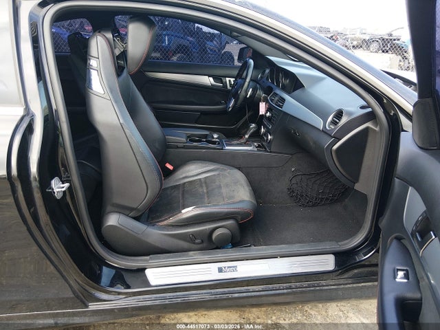 Продажа на аукционе авто 2013 Mercedes-benz C 250, vin: WDDGJ4HBXDF981309, номер лота: 44517073