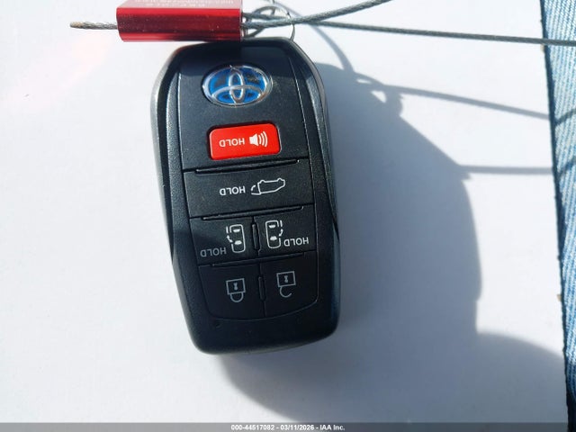 2024 TOYOTA SIENNA 5TDJSKFC7RS142559 Photo 10