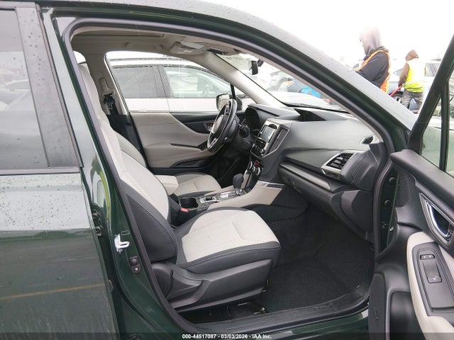 Продаж на аукціоні авто 2024 Subaru Forester Premium, vin: JF2SKADC3RH445250, номер лоту: 44517087