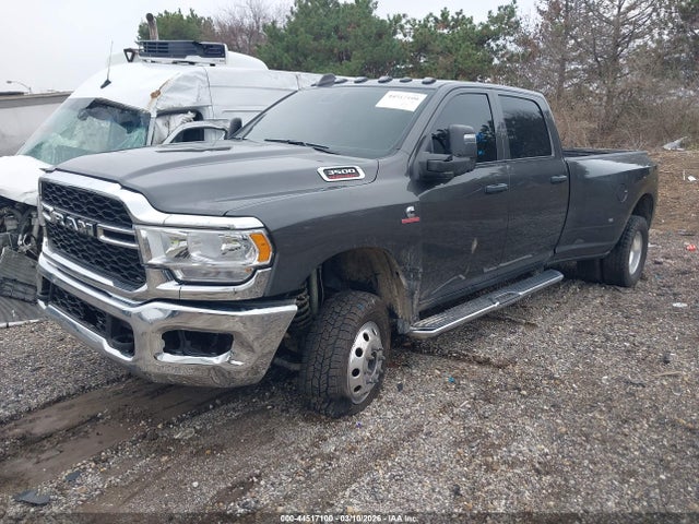 Auction sale of the 2024 Ram 3500 Tradesman  4x4 8' Box, vin: 3C63RRGL1RG358537, lot number: 44517100