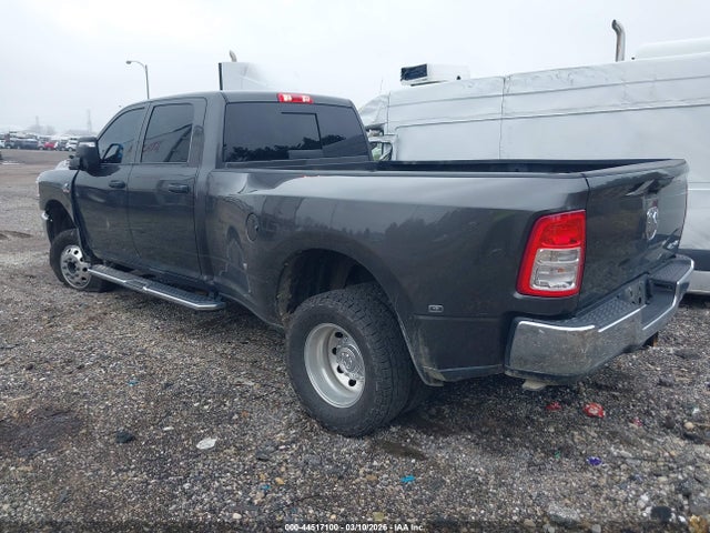 Auction sale of the 2024 Ram 3500 Tradesman  4x4 8' Box, vin: 3C63RRGL1RG358537, lot number: 44517100