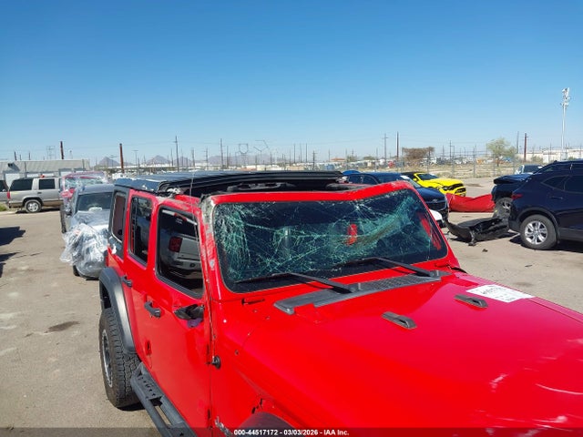 1C4HJXDG8JW127965 Jeep Wrangler Unlimited Sport S 4x4