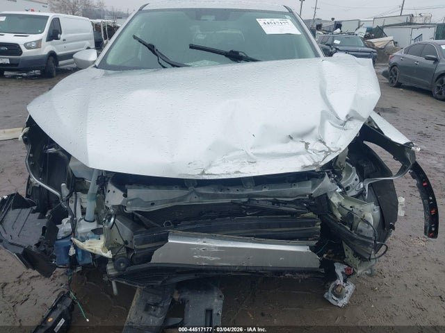JA4ATUAA4NZ048978 Mitsubishi Eclipse Cross Es S-awc