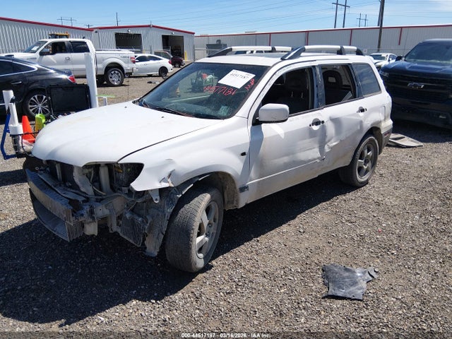 2004 MITSUBISHI OUTLANDER JA4LX41F74U052818 Photo 1