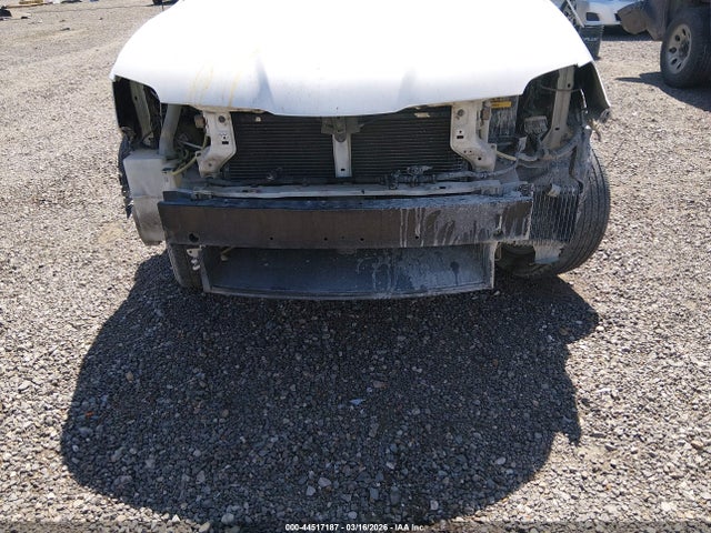 2004 MITSUBISHI OUTLANDER JA4LX41F74U052818 Photo 5