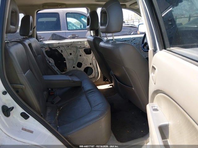 2004 MITSUBISHI OUTLANDER JA4LX41F74U052818 Photo 7