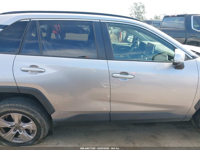 JTMRWRFV7KD006984 Toyota Rav4 Hybrid Xle