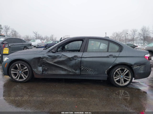 44517285 :رقم المزاد ، WBA8E3G56GNU02946 vin ، 2016 Bmw 328i Xdrive مزاد بيع