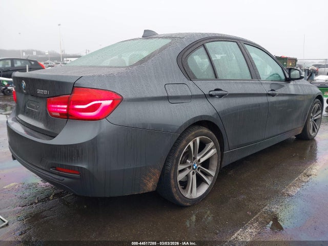 44517285 :رقم المزاد ، WBA8E3G56GNU02946 vin ، 2016 Bmw 328i Xdrive مزاد بيع