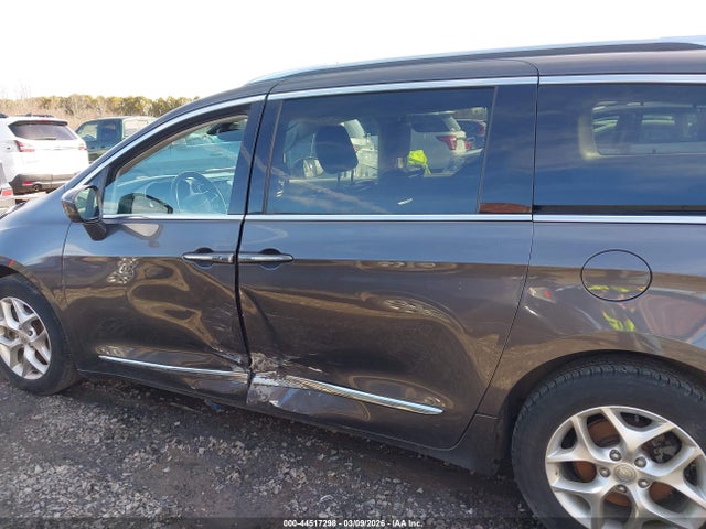 Aukcja sprzedaży 2020 Chrysler Pacifica Touring L Plus, vin: 2C4RC1EG8LR184401, numer aukcji: 44517298