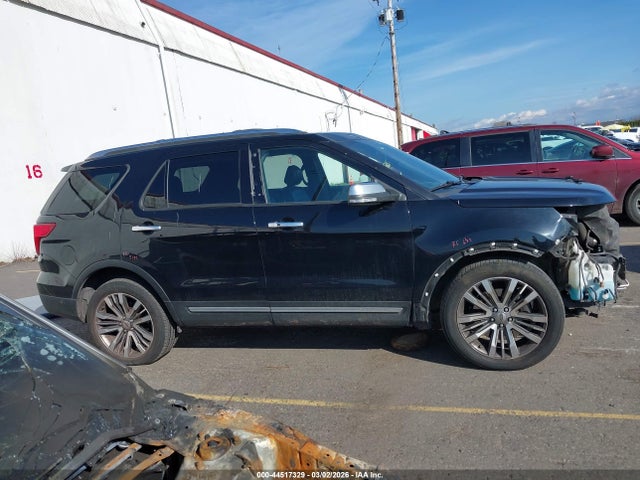 1FM5K8HT8HGC21504 Ford Explorer Platinum