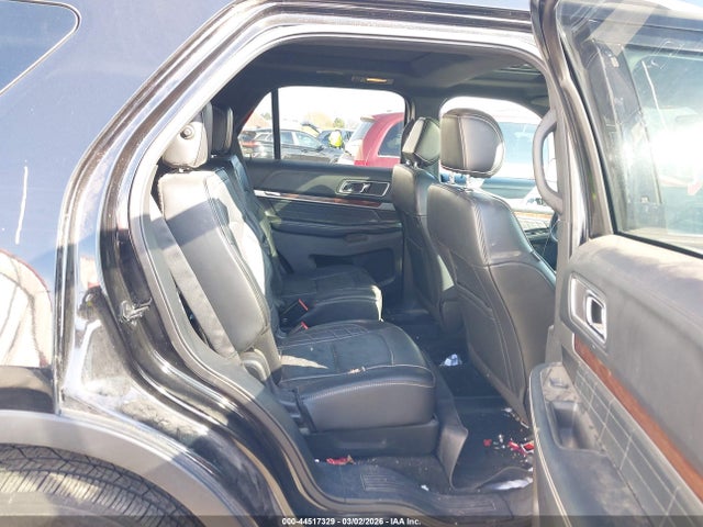 1FM5K8HT8HGC21504 Ford Explorer Platinum