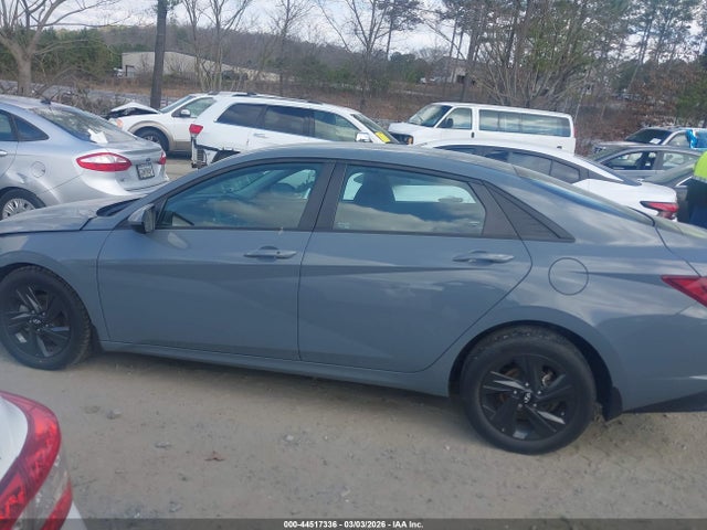 Продаж на аукціоні авто 2022 Hyundai Elantra Sel, vin: KMHLS4AG9NU313716, номер лоту: 44517336