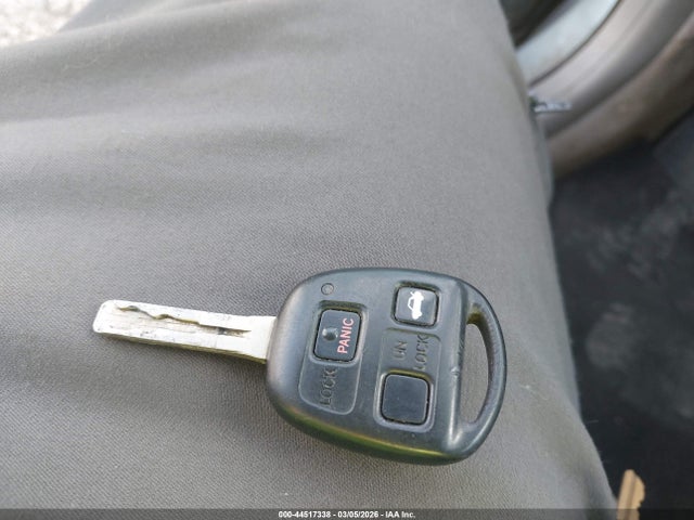 44517338 :رقم المزاد ، JTHBF30G920014812 vin ، 2002 Lexus Es 300 مزاد بيع