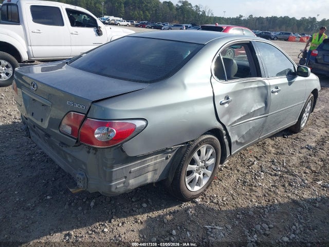 44517338 :رقم المزاد ، JTHBF30G920014812 vin ، 2002 Lexus Es 300 مزاد بيع