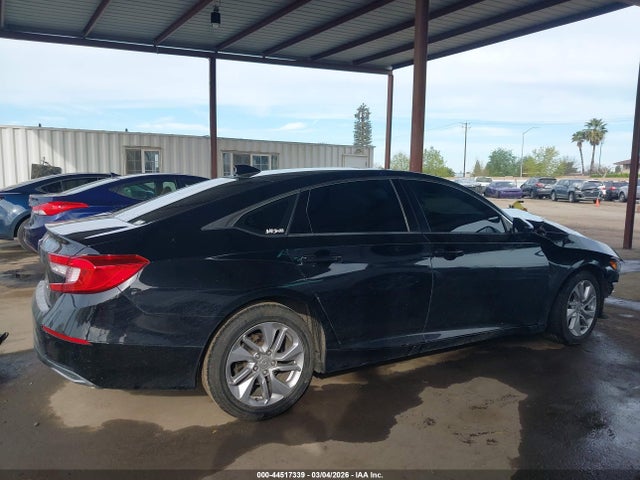 1HGCV1F19JA239516 Honda ACCORD LX