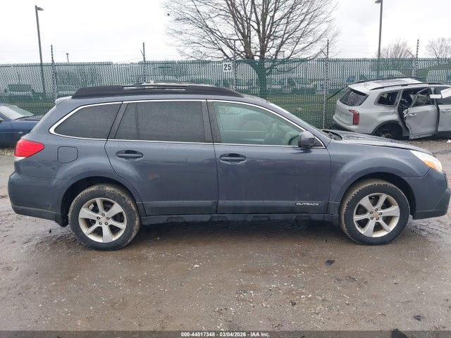 44517348 :رقم المزاد ، 4S4BRBCC0E1306306 vin ، 2014 Subaru Outback 2.5i Premium مزاد بيع