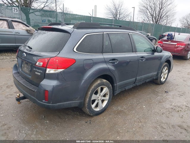 44517348 :رقم المزاد ، 4S4BRBCC0E1306306 vin ، 2014 Subaru Outback 2.5i Premium مزاد بيع