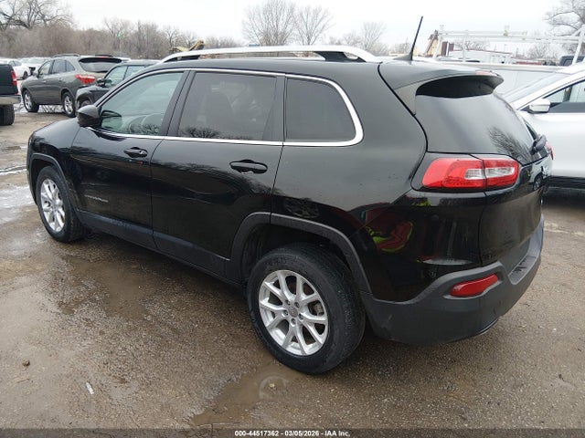Продажа на аукционе авто 2018 Jeep Cherokee Latitude Fwd, vin: 1C4PJLCB4JD587341, номер лота: 44517362
