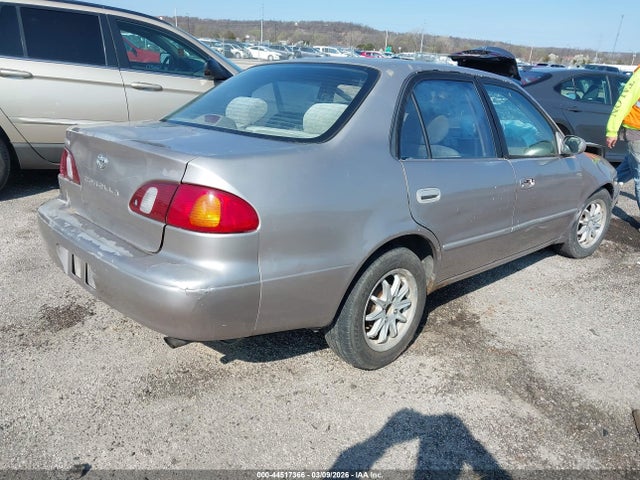 44517366 :رقم المزاد ، 1NXBR12E1YZ326094 vin ، 2000 Toyota Corolla Le مزاد بيع