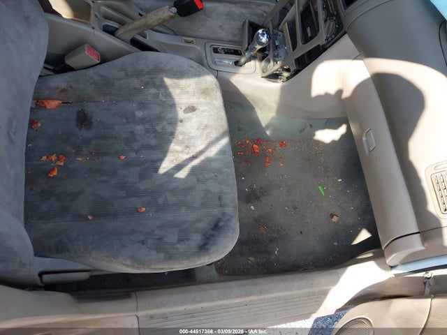 44517366 :رقم المزاد ، 1NXBR12E1YZ326094 vin ، 2000 Toyota Corolla Le مزاد بيع