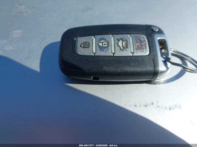 Hyundai SONATA HYBRID 2014 KMHEC4A49EA116414 Image 11