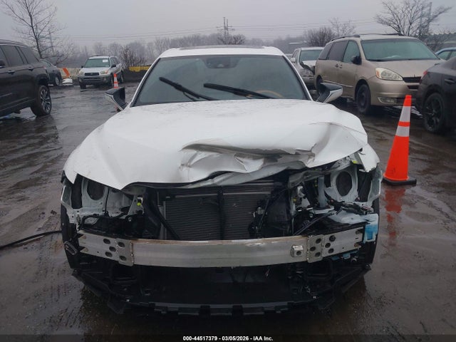 44517379 :رقم المزاد ، JTHCA1D28R5129727 vin ، 2024 Lexus Is 300 مزاد بيع