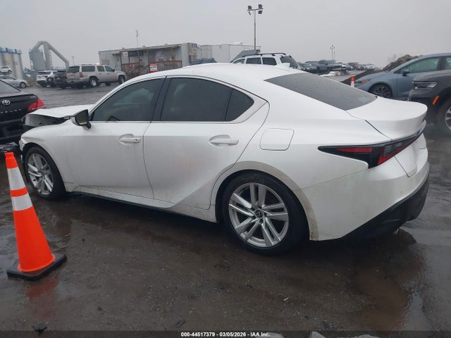 44517379 :رقم المزاد ، JTHCA1D28R5129727 vin ، 2024 Lexus Is 300 مزاد بيع