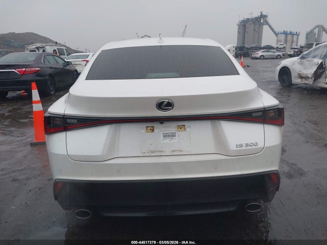 44517379 :رقم المزاد ، JTHCA1D28R5129727 vin ، 2024 Lexus Is 300 مزاد بيع