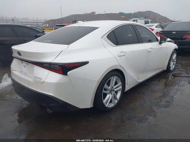 44517379 :رقم المزاد ، JTHCA1D28R5129727 vin ، 2024 Lexus Is 300 مزاد بيع