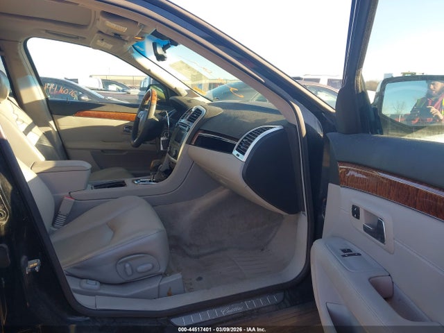 44517401 :رقم المزاد ، 1GYEE53A880198860 vin ، 2008 Cadillac Srx V8 مزاد بيع