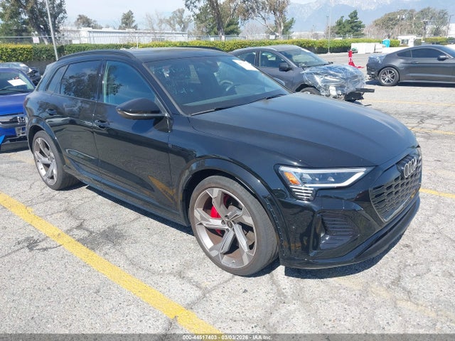 2024 AUDI SQ8 E-TRON WA16CBGE7RB035127 Photo 0