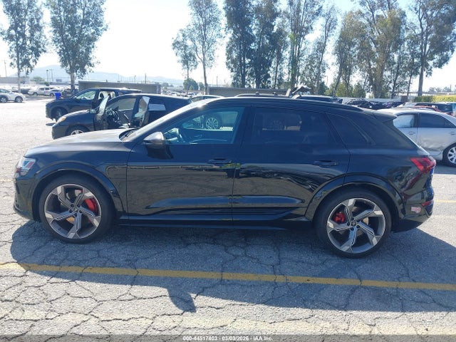 44517403 :رقم المزاد ، WA16CBGE7RB035127 vin ، 2024 Audi Sq8 E-tron Prestige Quattro مزاد بيع