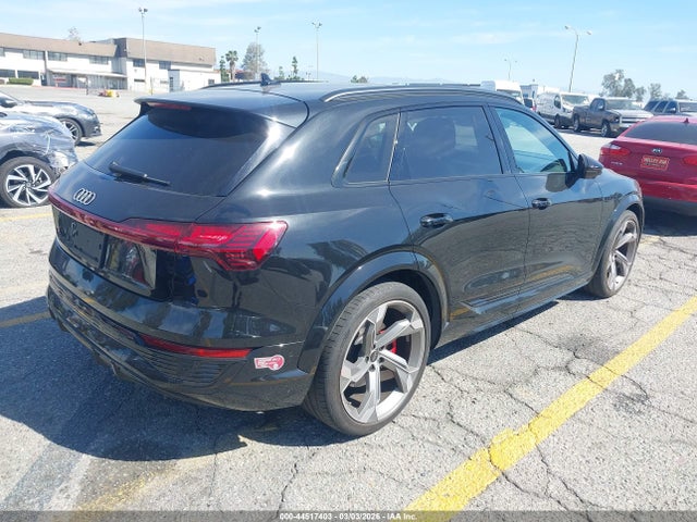 2024 AUDI SQ8 E-TRON WA16CBGE7RB035127 Photo 3