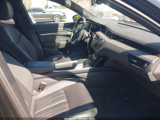 2024 AUDI SQ8 E-TRON WA16CBGE7RB035127 Photo 4