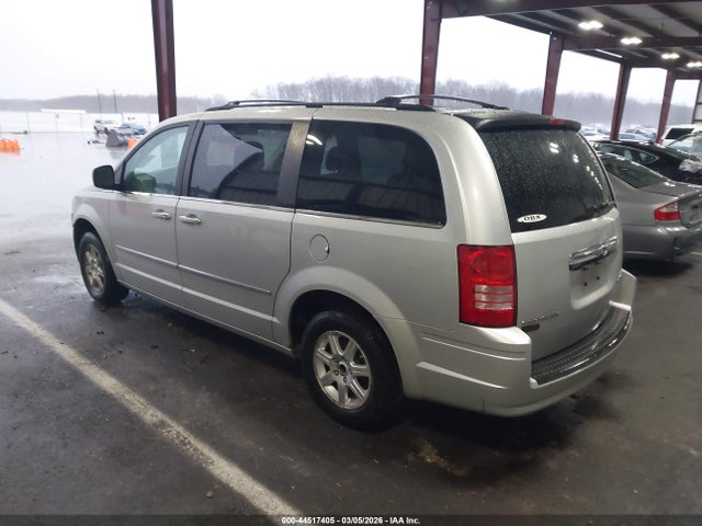 2010 Chrysler Town & Country Touring მანქანა იყიდება აუქციონზე, vin: 2A4RR5D1XAR300823, აუქციონის ნომერი: 44517405