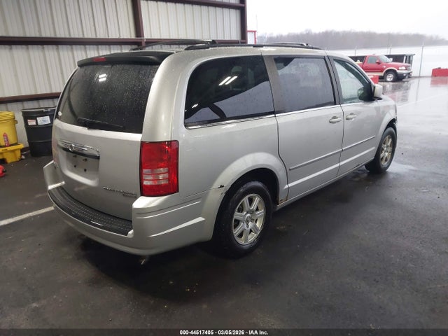 2010 Chrysler Town & Country Touring მანქანა იყიდება აუქციონზე, vin: 2A4RR5D1XAR300823, აუქციონის ნომერი: 44517405