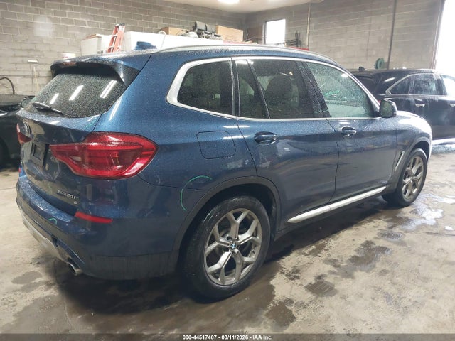 2020 BMW X3 5UXTY5C00L9C67994 Photo 3