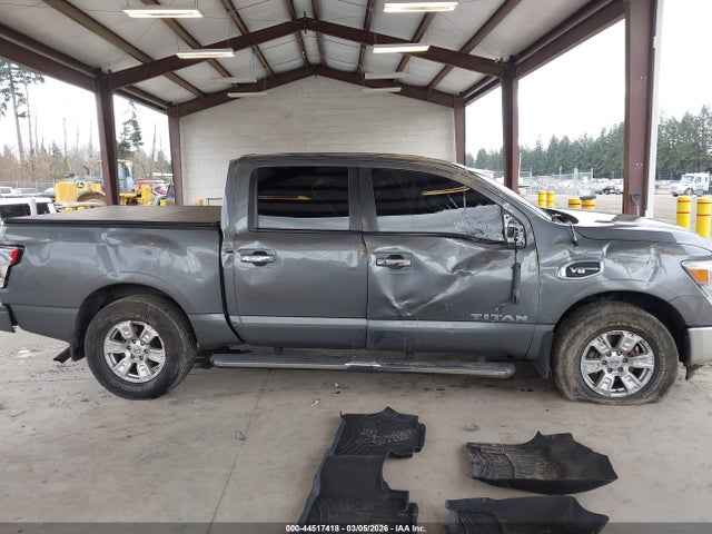 1N6AA1E5XHN571261 Nissan TITAN SV