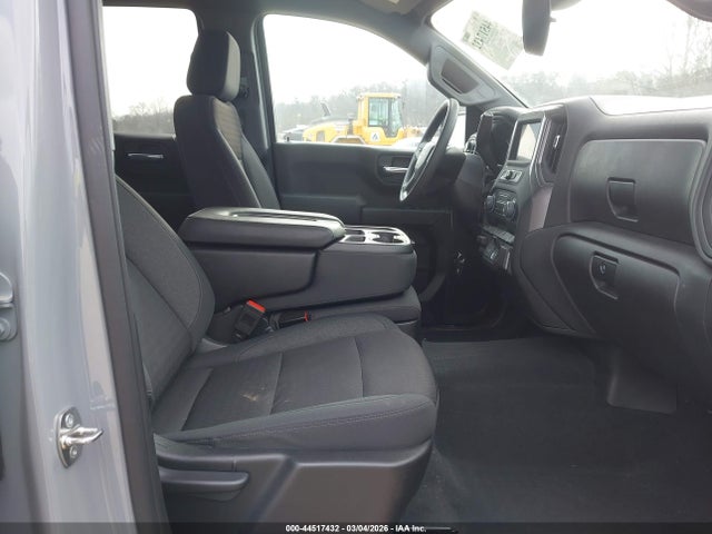 2024 Chevrolet Silverado 1500 4wd  Short Bed Custom Trail Boss მანქანა იყიდება აუქციონზე, vin: 3GCPDCEK8RG141552, აუქციონის ნომერი: 44517432