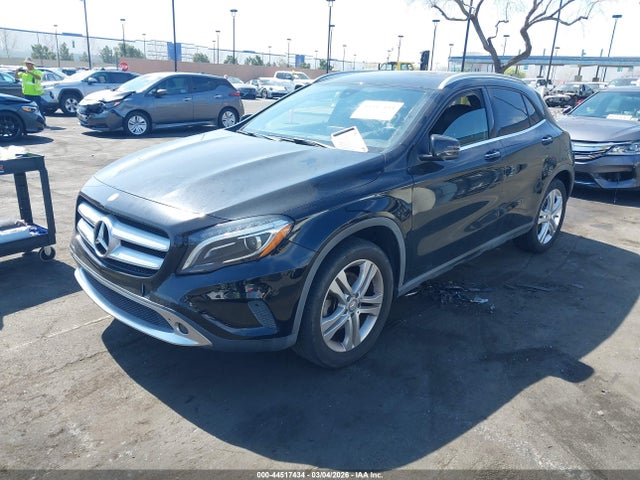 Mercedes-Benz GLA 250 2016 WDCTG4EB9GJ212212 Image 2