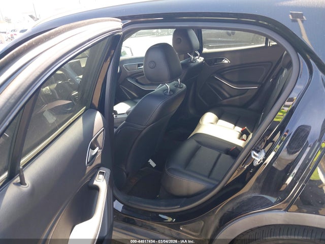 Mercedes-Benz GLA 250 2016 WDCTG4EB9GJ212212 Image 8