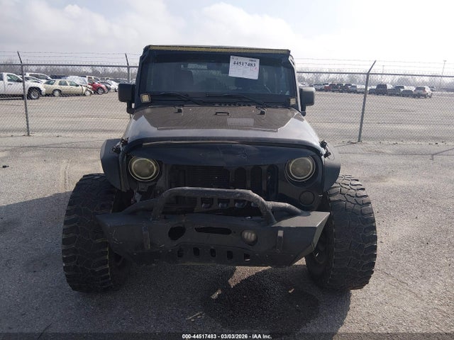2014 JEEP WRANGLER 1C4AJWAG9EL243070 Photo 5