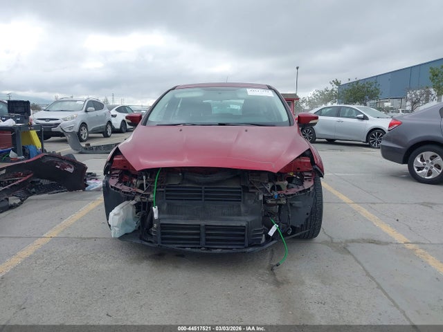 Ford FOCUS SE 2015 1FADP3K28FL319981 Image 13